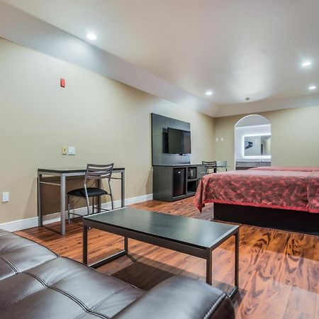 Scottish Inns & Suites Iah Airport-Beltway 8 Aldine Dış mekan fotoğraf