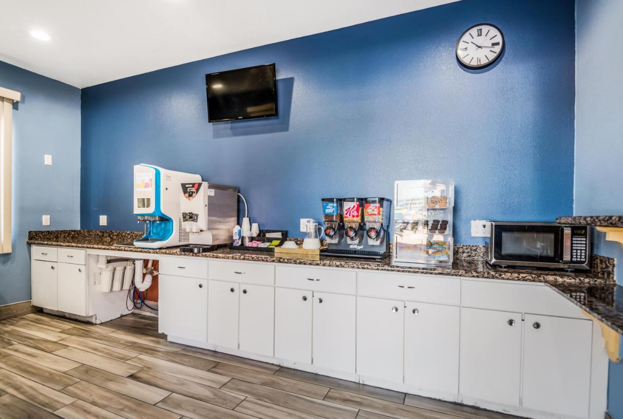 Scottish Inns & Suites Iah Airport-Beltway 8 Aldine Dış mekan fotoğraf