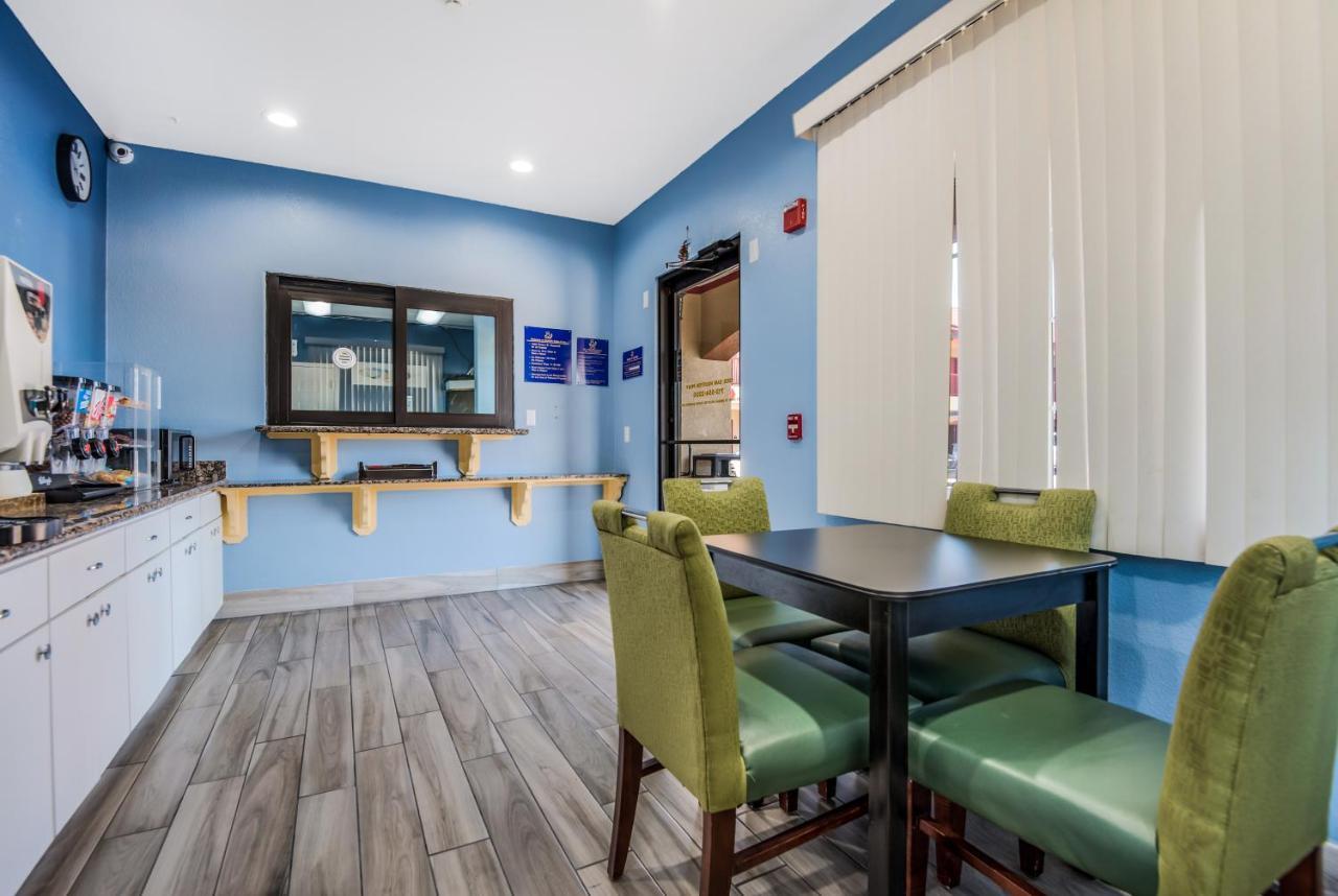 Scottish Inns & Suites Iah Airport-Beltway 8 Aldine Dış mekan fotoğraf