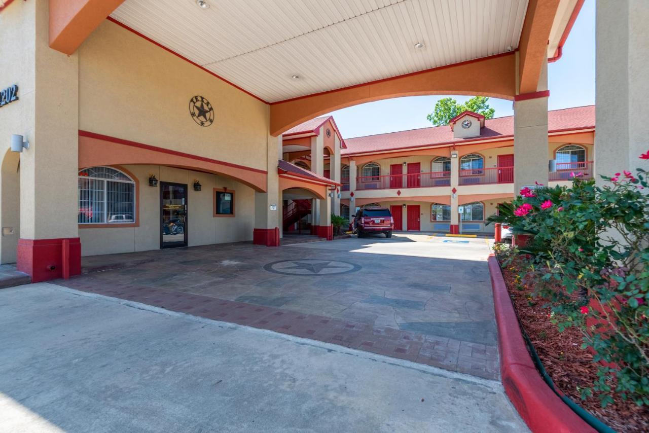 Scottish Inns & Suites Iah Airport-Beltway 8 Aldine Dış mekan fotoğraf